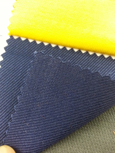 HK-KPMN Challenger 5000 FR 45度照